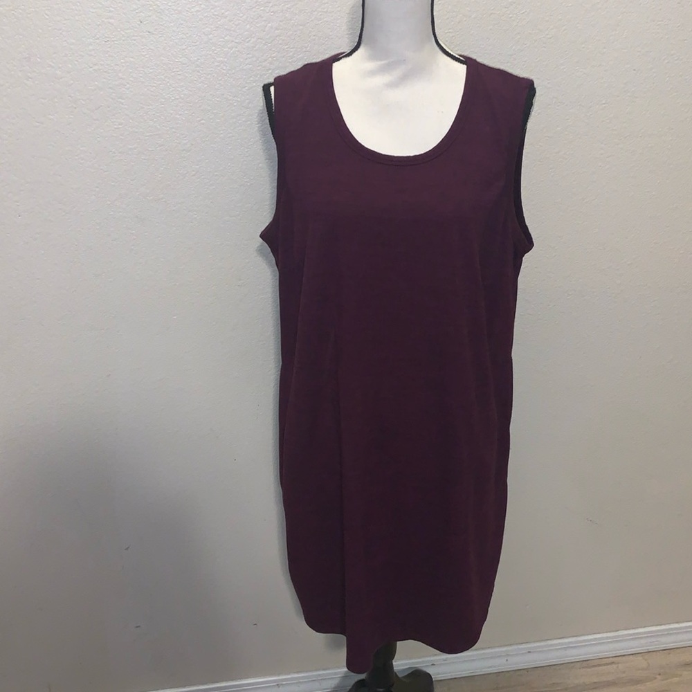 32 Degrees Cool Purple Stretchy casual midi dress pockets